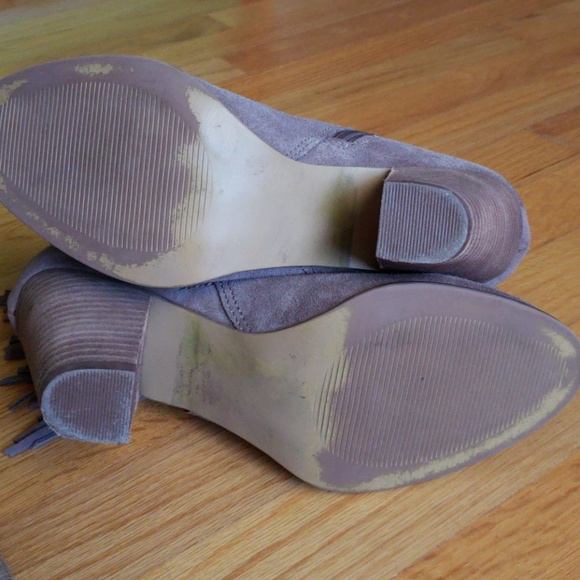 STEVE MADDEN 8.5 SUEDE FRINGE BOOTIES - Picture 8 of 8